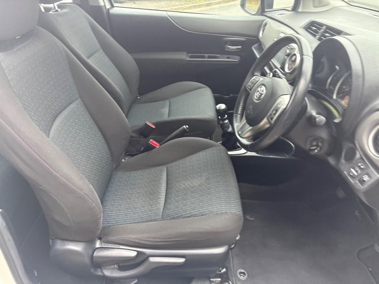 2012 Toyota Yaris 1.4 D-4D TR Euro 5 3dr Diesel