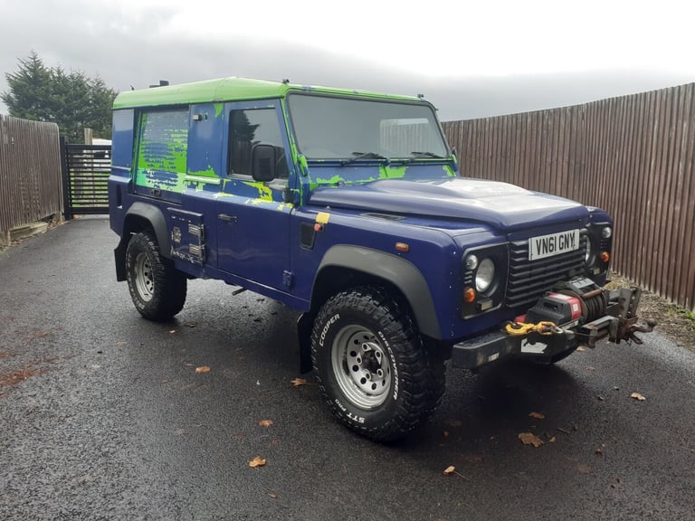 2011 Land Rover Defender 110 2.4 TDCI HARD TOP WITH ROLLER SHUTTER SIDES WITH WINCH + VAT PANEL V...