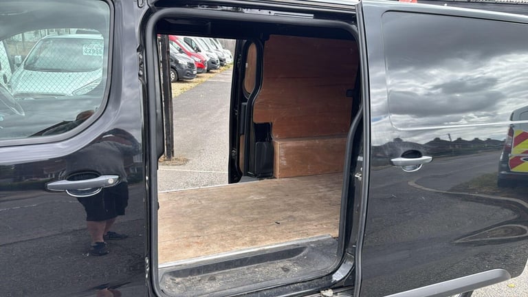 2023 Peugeot Expert 1.5 Bluehdi 1000 Professional Premium + Standard Panel Van Panel Van Diesel M...