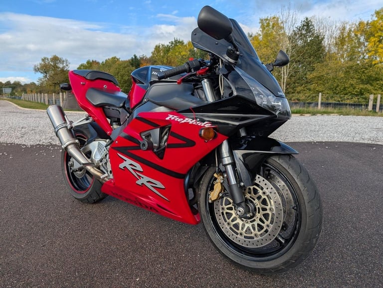 2004 Honda CBR900RR Fireblade