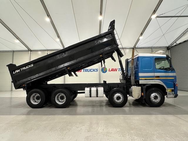 Volvo FM 400 8x4 Sleeper Cab Steel Tipper Manual