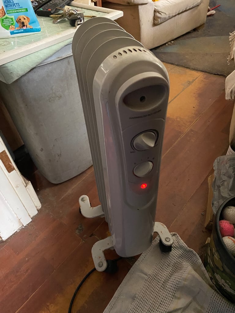 image for challenge 4 fin oil filled radiator 