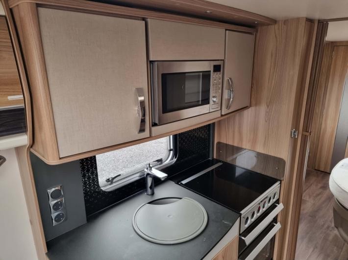 2019 Swift Elegance Grande 645 Used Caravan