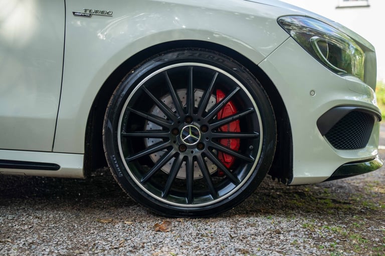 2015 Mercedes-Benz CLA45 AMG 4 Matic Shooting Brake Estate Pan roof, Huge Spec!