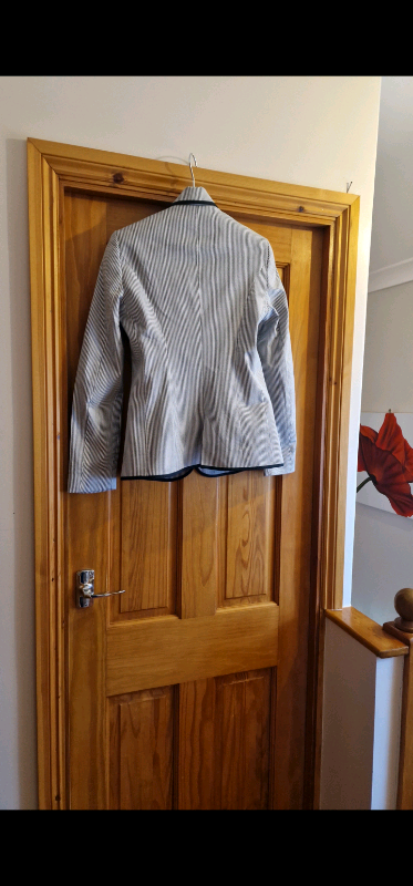 Ladies mango suite jacket size 6