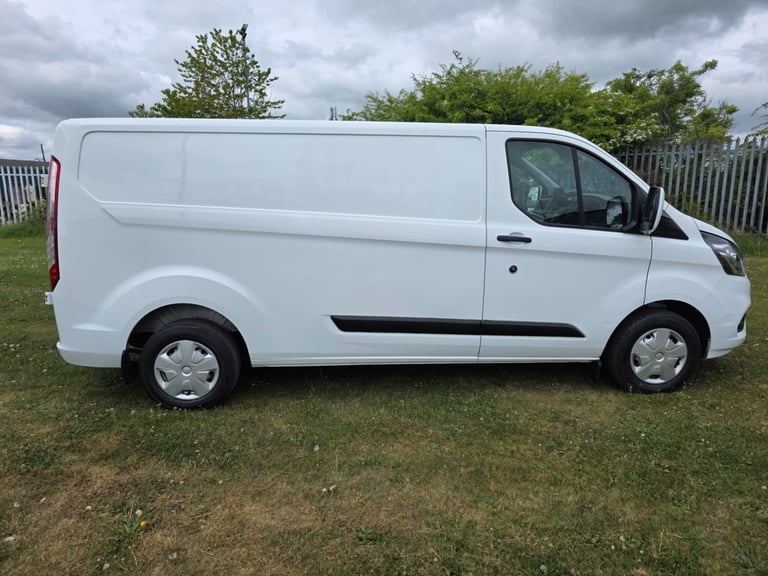 2022 Ford Transit Custom 2.0 EcoBlue 130ps L2 Low Roof Trend Van PANEL VAN Diesel Manual