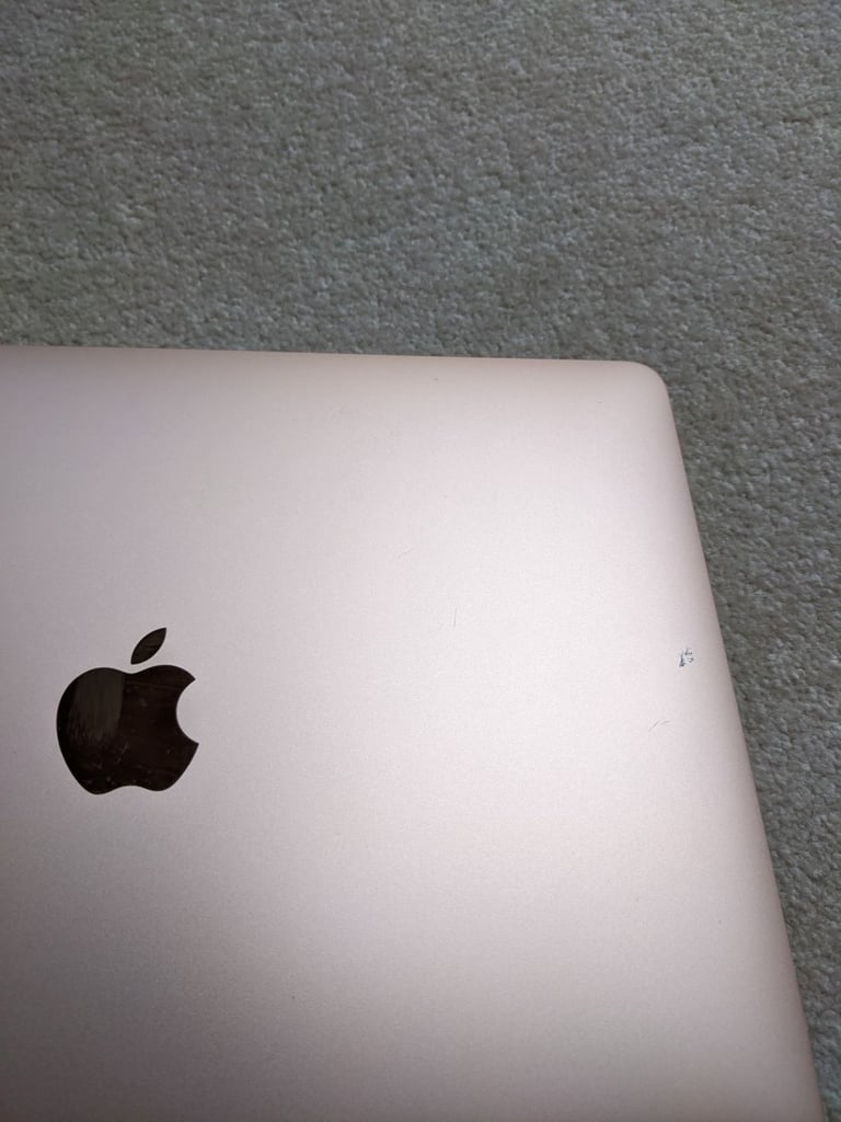 MacBook Air 10,1/M1 (8-CPU 7-GPU)/8GB Ram/256GB SSD/13 in/Gold
