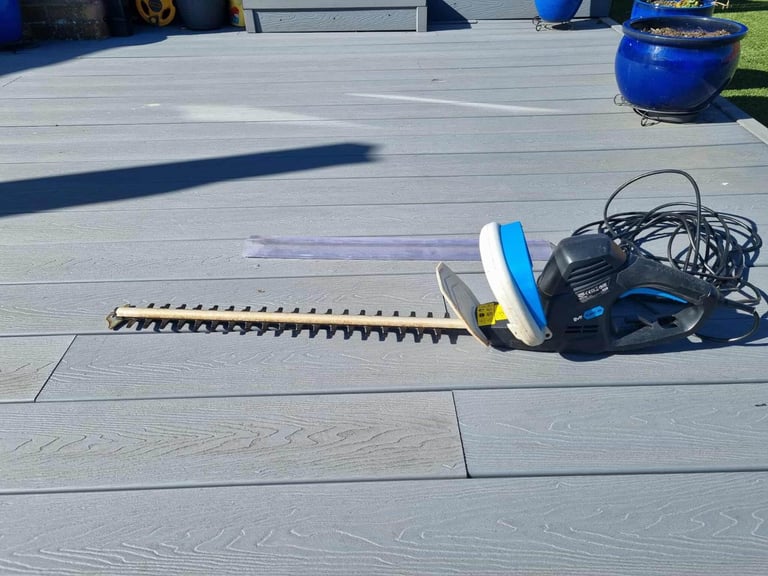 MacAllister Corded Hedge Trimmer