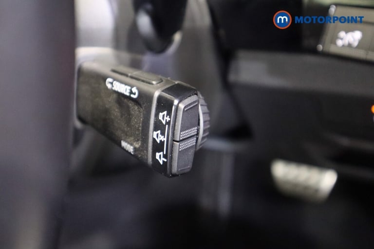 2023 Renault Austral E-Tech FHEV Iconic Esprit Alpine 5dr Auto 4C SUV Hybrid Automatic