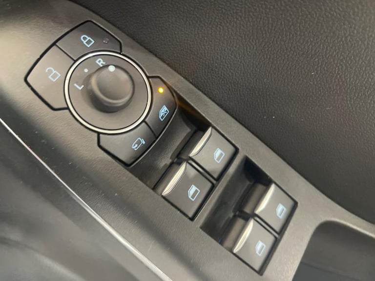 2022 Ford Puma 1.0 EcoBoost Hybrid mHEV ST-Line 5dr Manual Hatchback Petrol Manual