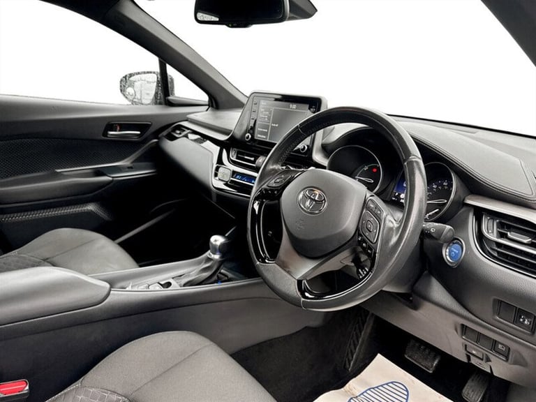  Toyota C-HR VVT-h Icon SUV HYBRID Automatic