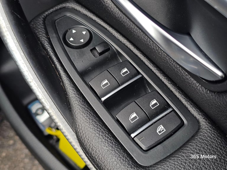 2018 BMW 3 Series 2.0 320i M Sport Shadow Edition Auto xDrive Euro 6 (s/s) 4dr SALOON Petrol Auto...