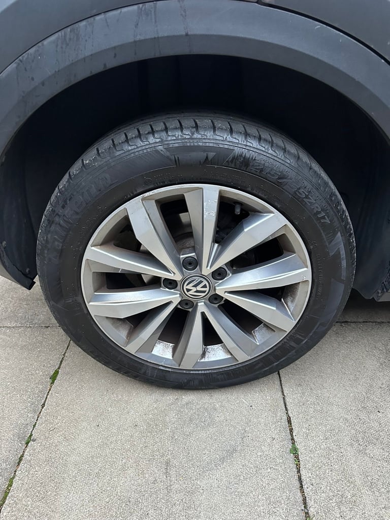 Volkswagen, T-ROC, Hatchback, 2019, Manual, 1598 (cc), 5 doors