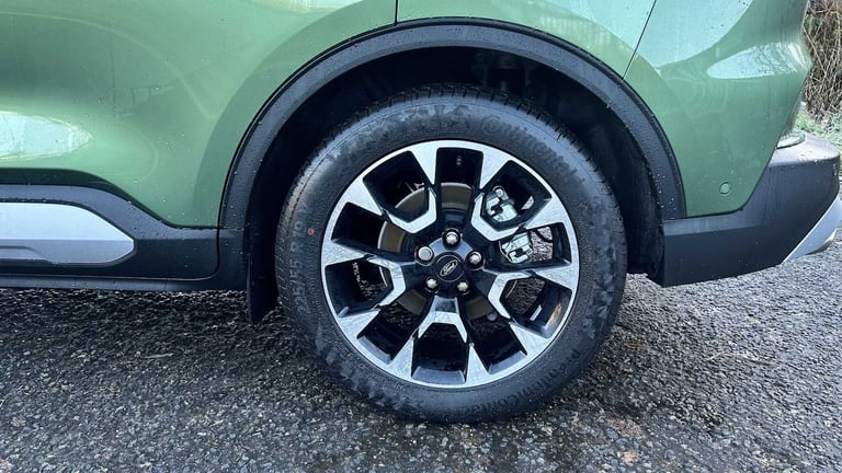 2025 Ford Kuga 2.5 PHEV Active 5dr CVT SUV Plug-In Hy Automatic