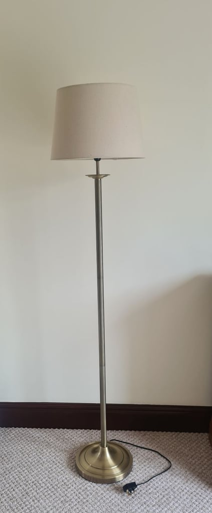 Floor lamp
