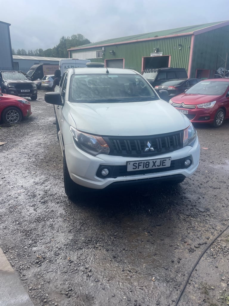 Mitsubishi, L200, Pick Up, 2018, Manual, 2442 (cc)