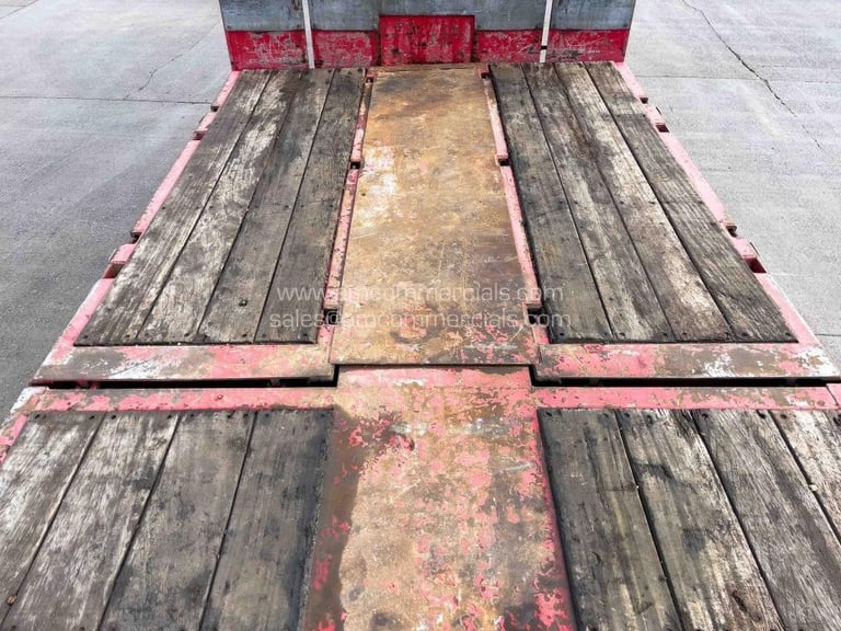 MAX 3 AXLE LOW LOADER 