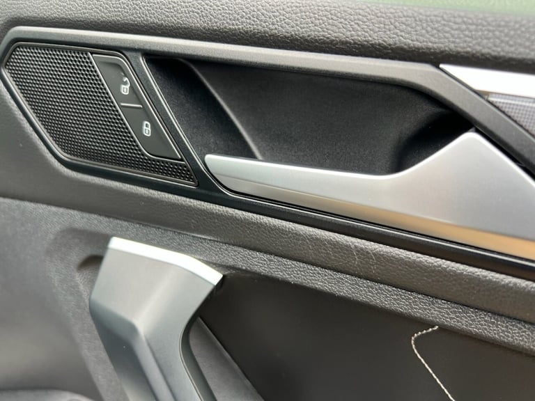 2020 Volkswagen Tiguan 2.0 TSI R-Line Tech SUV 5dr Petrol DSG 4Motion Euro 6 (s/s) (190 ps) ESTAT...