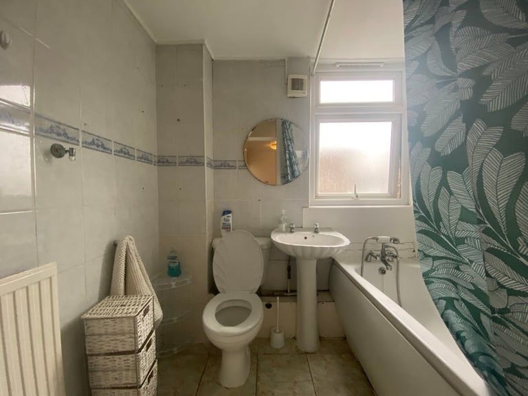 💕Comfortable Living in Vibrant East London 🛌 Available in Bow📍