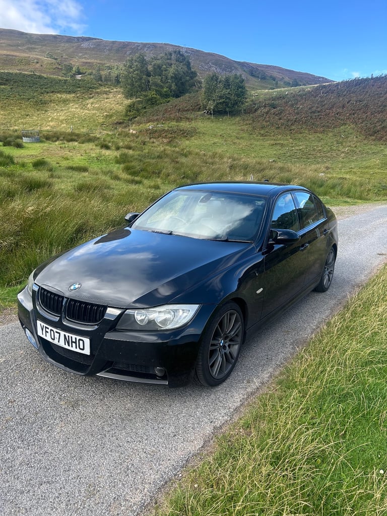 BMW, 3 SERIES, Saloon, 2007, Manual, 2996 (cc), 4 doors