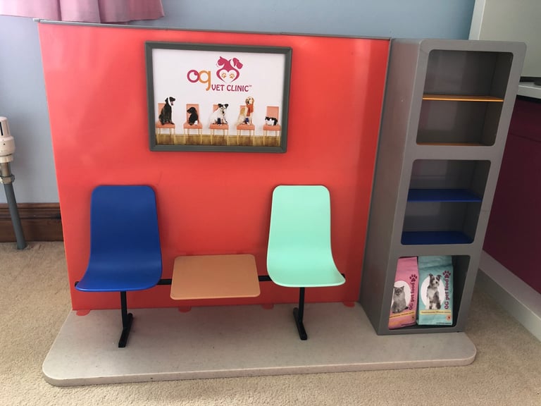 Our Generation vet clinic playset