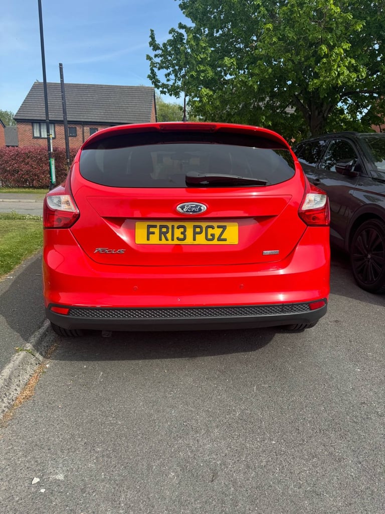 Ford, FOCUS, Hatchback, 2013, Manual, 998 (cc), 5 doors