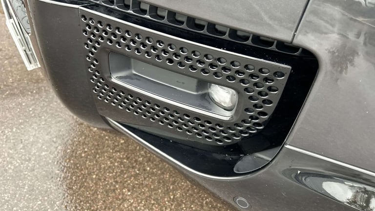  Land Rover Defender 3.0 D250 X-Dynamic SE 110 5dr Auto SUV Diesel Automatic