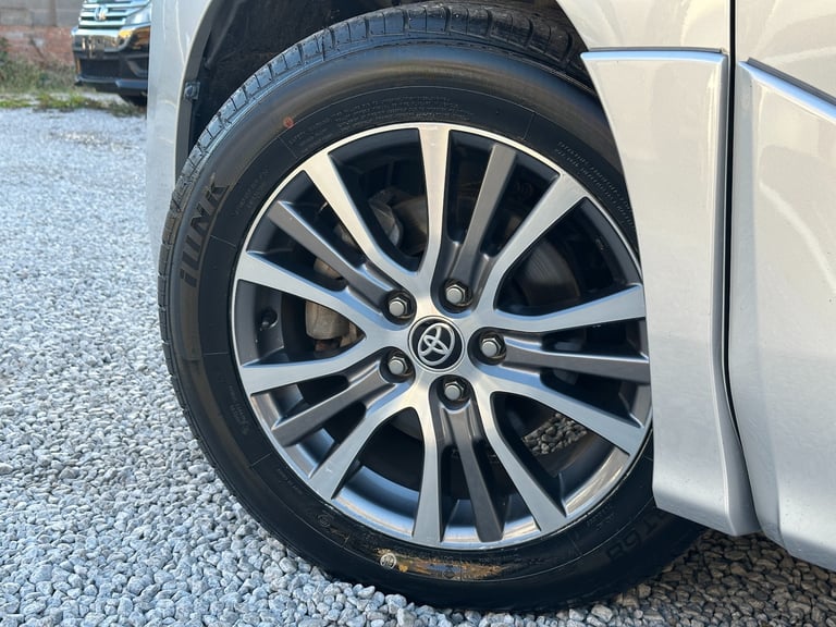 2019 TOYOTA ESTIMA HYBRID 12/2019 (69 PLATE) PURPLE 7 SEATER HALF LEATHER 