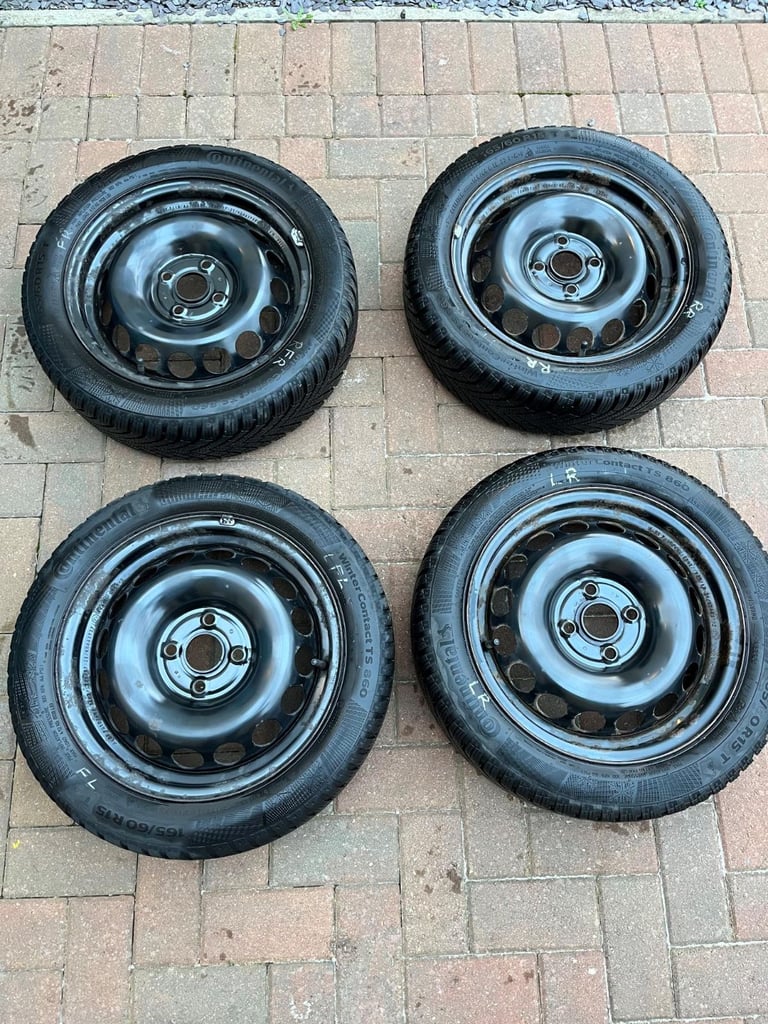 4 Complete wheels (winter tyres) for Toyota Aygo / Peugeot 108 / Citroën C1