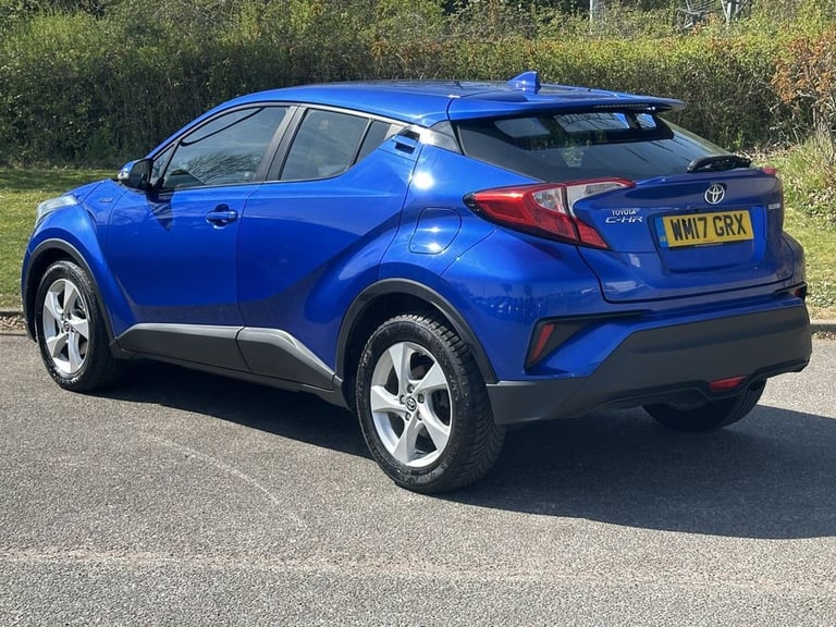 2017 Toyota C-HR 1.8 VVT-h Icon SUV 5dr Petrol Hybrid CVT Euro 6 (s/s) (122 ps) HATCHBACK PETROL/...