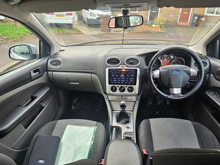 focus 1.6 zetec F.S.H NEW CLUTCH NEW CAMBELT LONG MOT JUNE 2026 DRIVES AN LOOKS PERFECT 