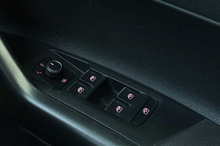2020 Volkswagen Polo 1.0 TSI GPF SEL Hatchback 5dr Petrol Manual Euro 6 (s/s) (115 ps) Hatchback ...