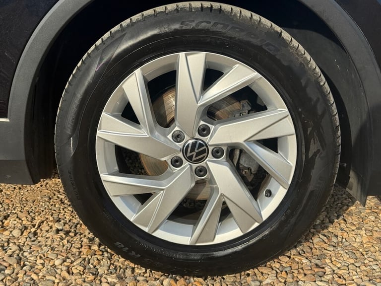 2021 Volkswagen Tiguan 1.5 TSI Life SUV 5dr Petrol Manual Euro 6 (s/s) (150 ps) SUV Petrol Manual
