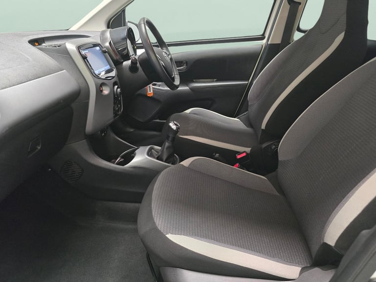 2021 Toyota AYGO 1.0 VVT-i x-play Hatchback 5dr Petrol Manual Euro 6 (s/s) (71 ps) - AIR CON Hatc...