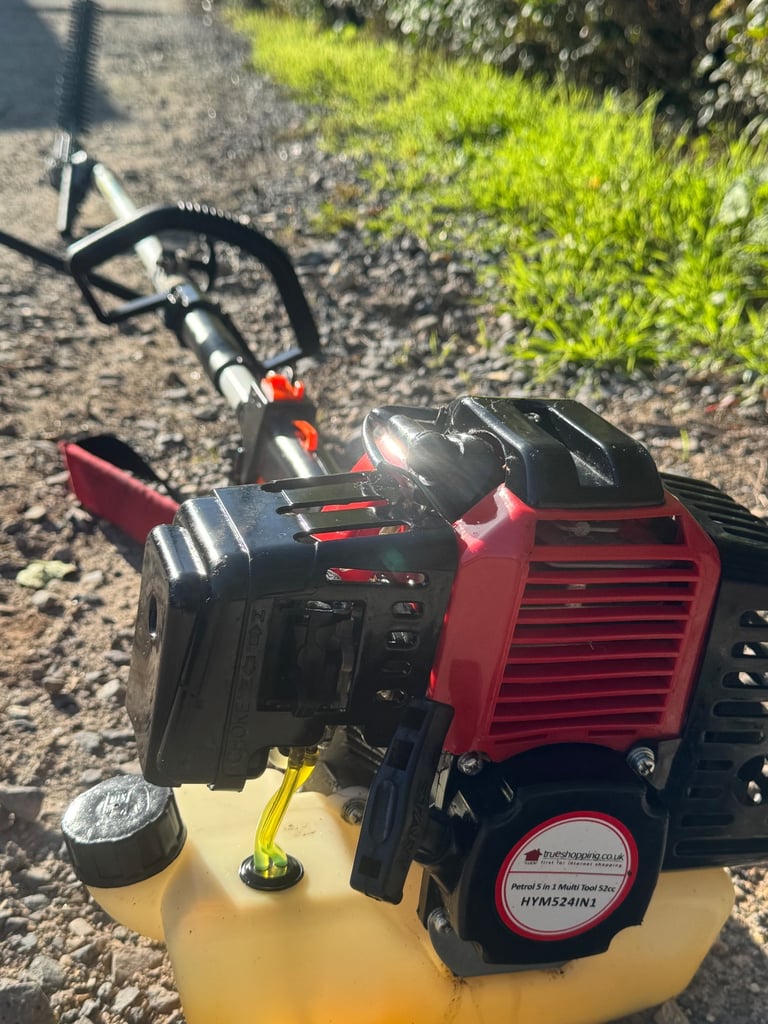 Petrol long reach hedge trimmer good working order 