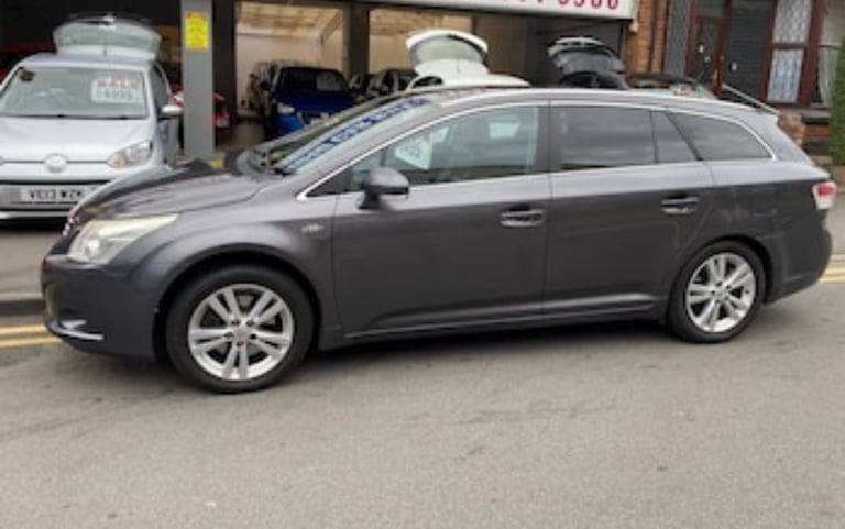 Toyota, AVENSIS, Estate, 2010, Manual, 1798 (cc), 5 doors