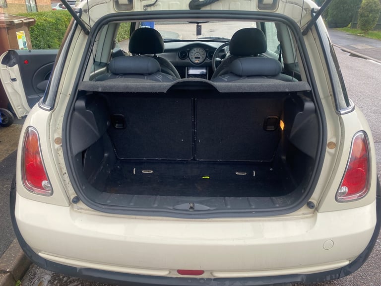 Mini, HATCHBACK, Hatchback, 2006, Manual, 1598 (cc), 3 doors