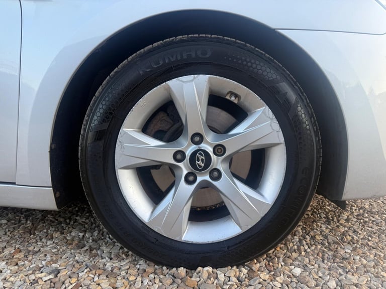 2014 Hyundai i40 1.7 CRDi Blue Drive Active Euro 5 (s/s) 4dr SALOON Diesel Manual