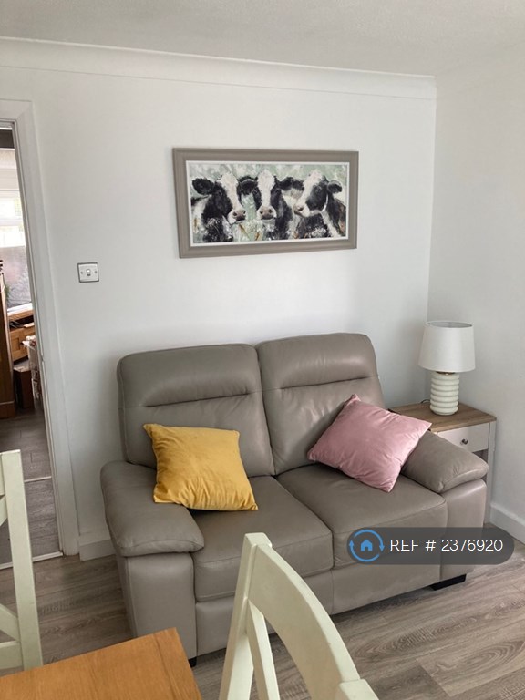3 bedroom house in The Roundmeade, Maghull, L31 (3 bed) (#2376920)