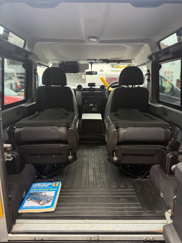 2025 Land Rover Defender 90 2.4 TDCi XS Station Wagon 4WD SWB Euro 4 3dr Diesel Manual