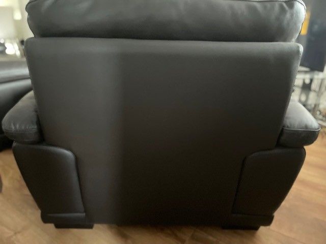 Dark Brown Leather 3 Piece Suite