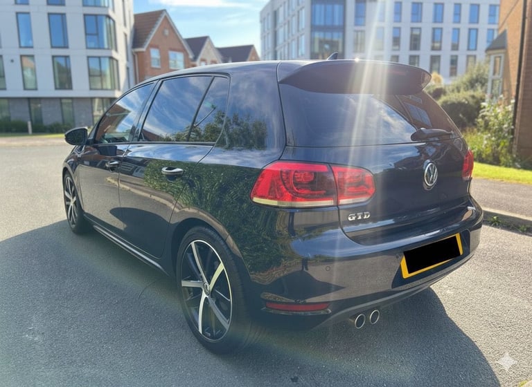 Volkswagen, GOLF, Hatchback, 2011, Semi-Auto, 1968 (cc), 5 doors