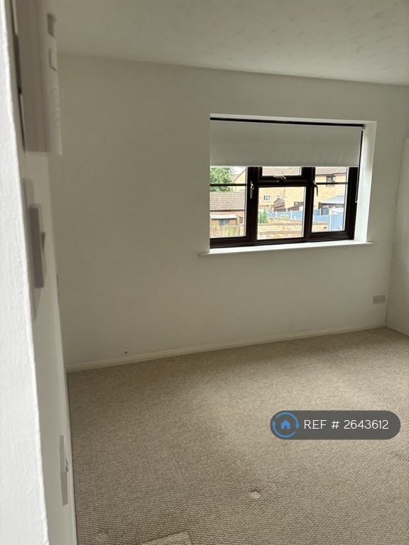 Studio flat in Highwoods, Colchester, CO4 (#2643612)