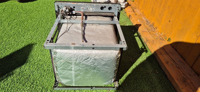 STOVES VANETTE GG2200 oven, VANETTE 4301-2 hob with grill and sink for camper caravan boat.