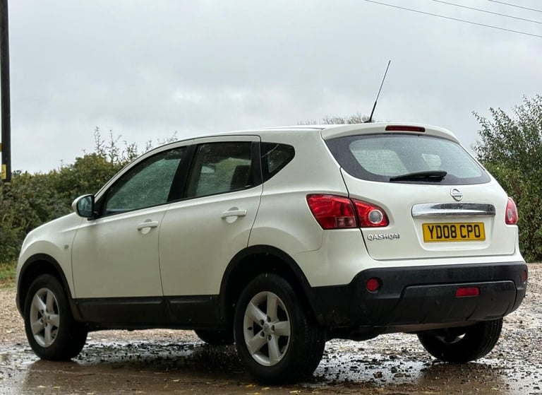  Nissan Qashqai 2.0 Acenta CVT 5dr Petrol Automatic