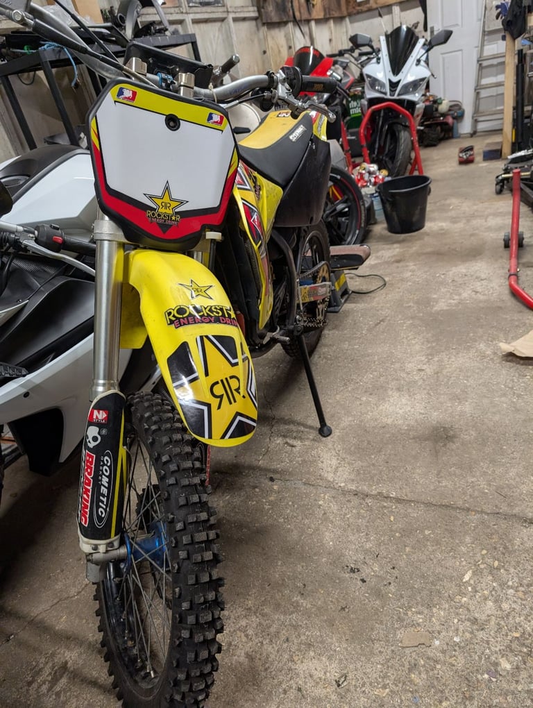 Suzuki rm85 Road legal