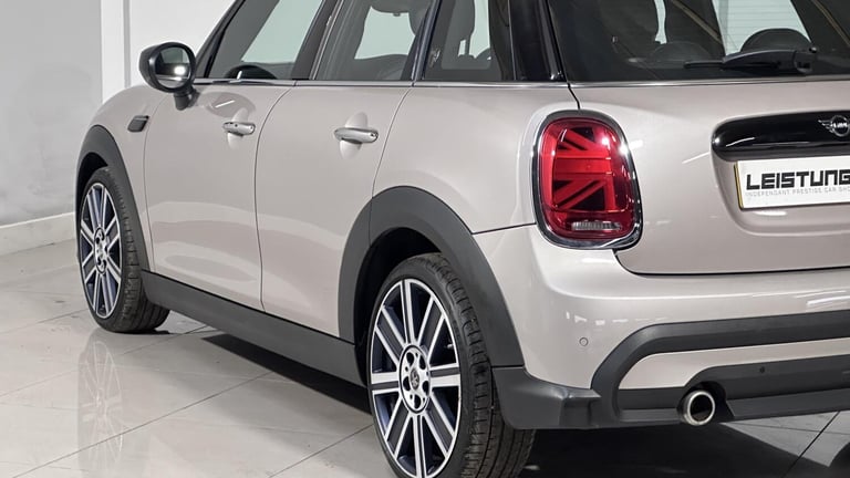 2023 MINI Hatch 1.5 Cooper Exclusive 5dr Auto [Comfort/Nav Pack] HATCHBACK PETROL Automatic