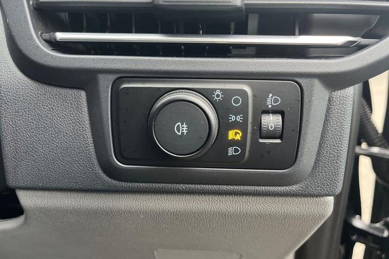 2025 Ford Transit Custom 280 Limited L2 LWB FWD 2.0 EcoBlue 136ps FRONT HEATED WINDSCREEN, CRUISE...