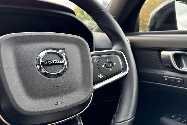 2022 Volvo XC40 Recharge 69kWh Plus SUV 5dr Electric Auto (231 ps) ESTATE Electric Automatic