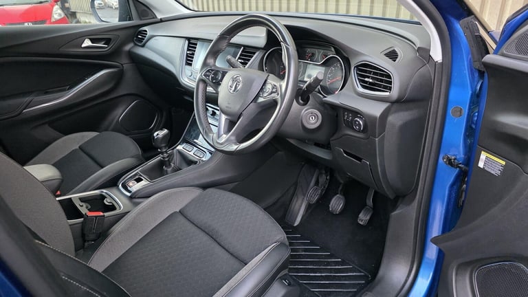 2019 Vauxhall Grandland X 1.2 Turbo Sport Nav Euro 6 (s/s) 5dr HATCHBACK Petrol Manual